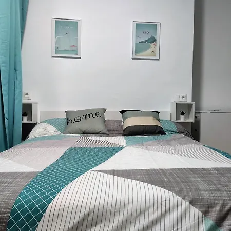 Aqua Apartment *